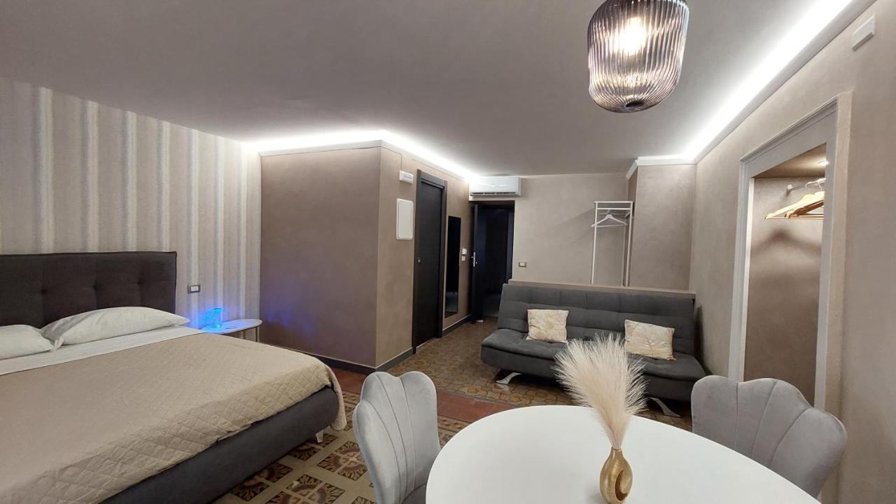 I 3 Principi, Garibaldi Suites Catânia Exterior foto